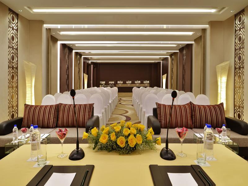 Country Inn & Suites By Radisson, Bengaluru Hebbal Road Extérieur photo